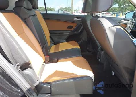 2019 Volkswagen Tiguan 2.0T Se/2.0T Sel/2.0T Sel R-Line/2.0T Sel R-Line Black из США, поврежденный, VIN 3VV3B7AX6KM098772